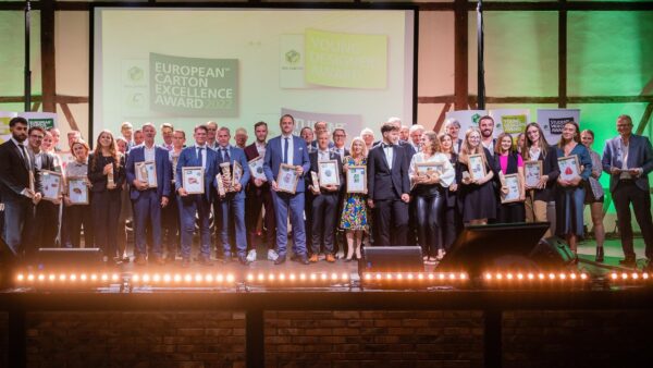 Karton: Nachhaltigkeit und Gewinner in Krakau 